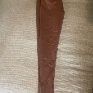 ALO Yoga leggings